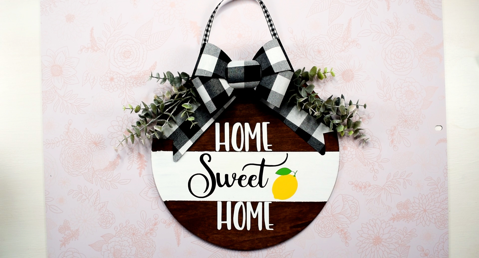How to Iron-On Wood with your Cricut Cricut