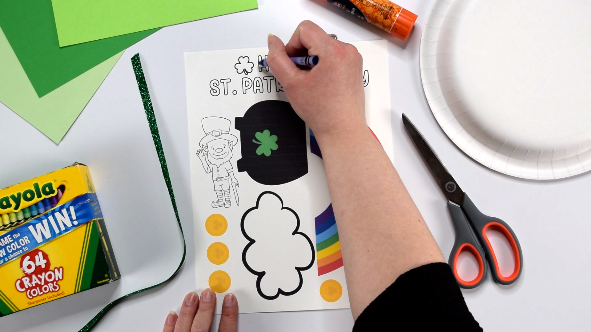 St. Patrick's Day Wreath Paper Plate Craft with FREE Printable